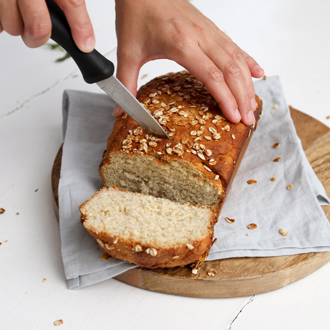 R E C I P E: Honey Oat Bread