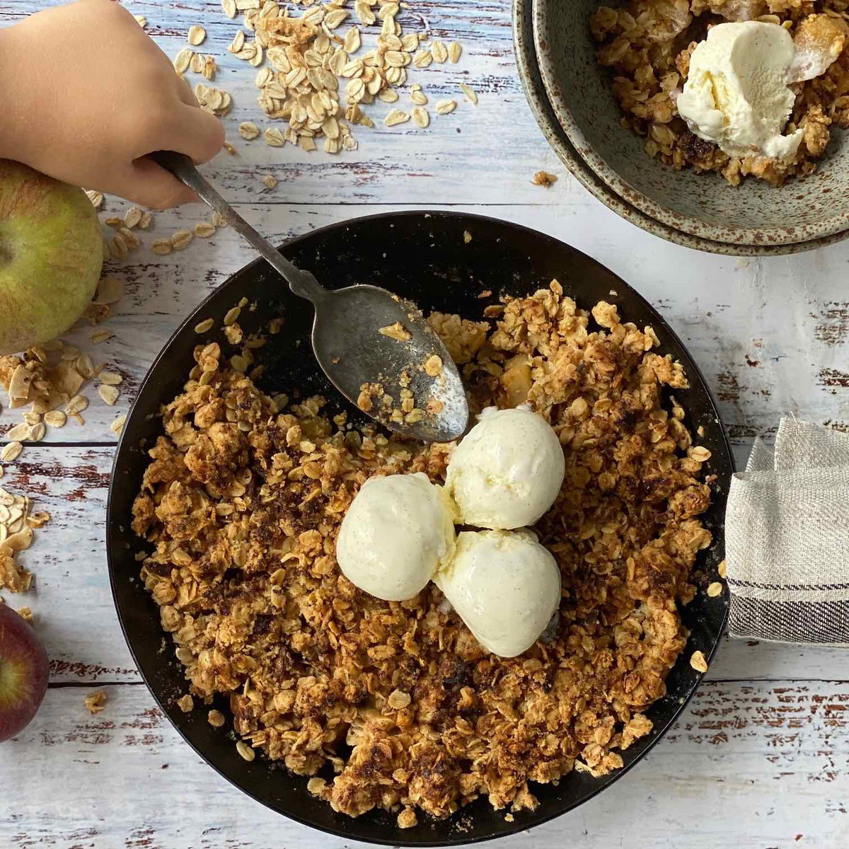 Recipe: Apple Crumble - FarmerJo