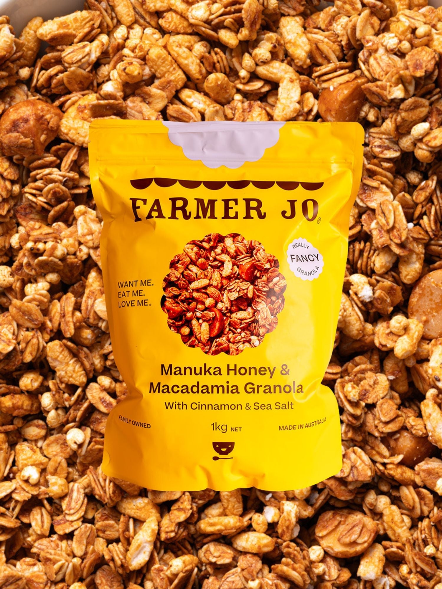 Manuka Honey & Macadamia Granola - FarmerJo